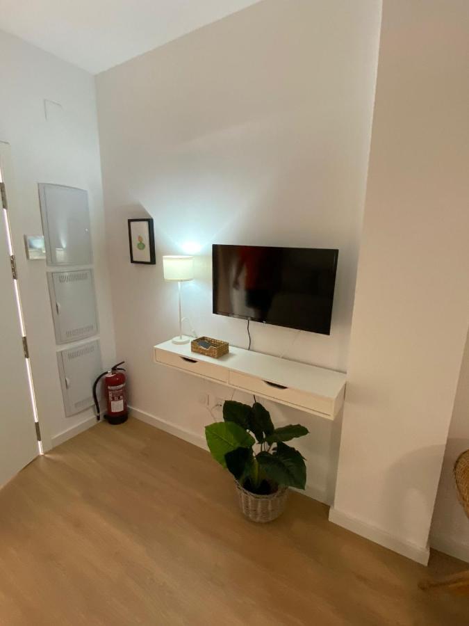 Apartamento Turistico Damajuana Parking Free Espartinas Dış mekan fotoğraf