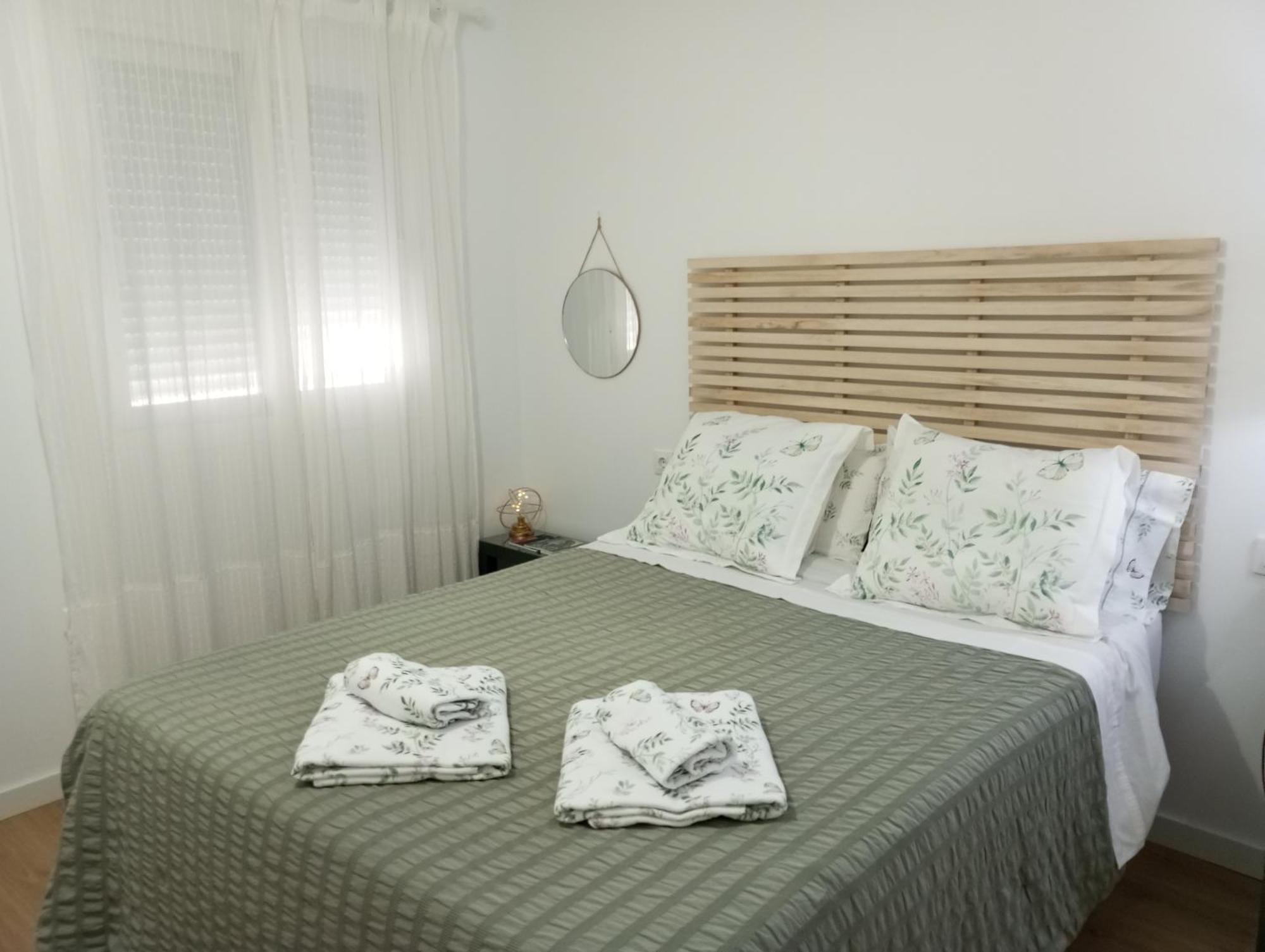 Apartamento Turistico Damajuana Parking Free Espartinas Dış mekan fotoğraf