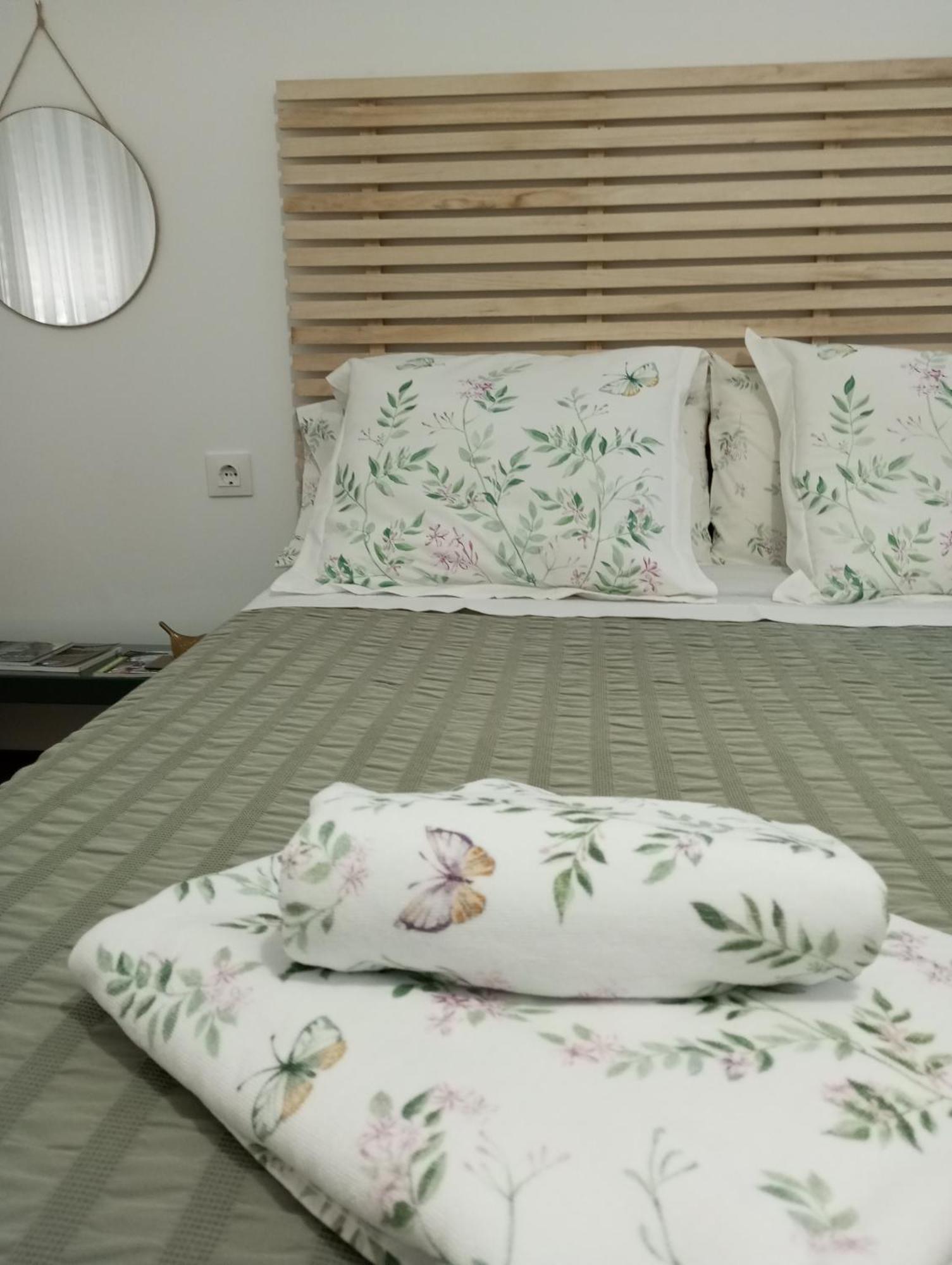 Apartamento Turistico Damajuana Parking Free Espartinas Dış mekan fotoğraf